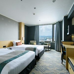 Superior Twin Room access to Club Lounge Non-Smoking Luxury floor